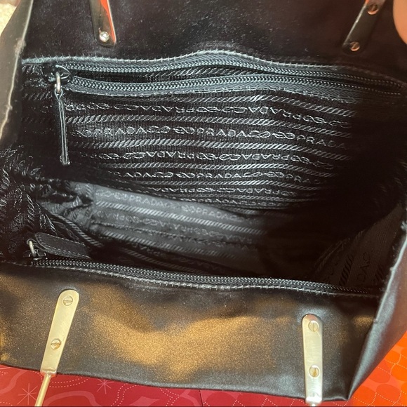 👜 Prada Satin Black RARE vintage Tote bag - Picture 13 of 16